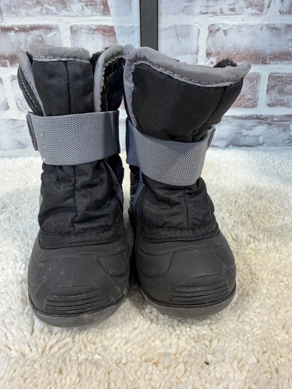 Kamik Kids Black and Gray Snow Boots infant size 6